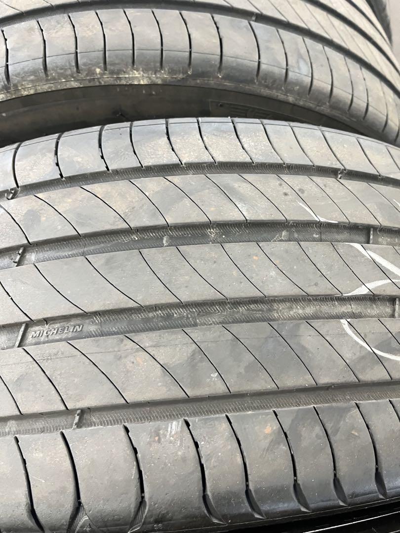 225/45R21 ２本セット