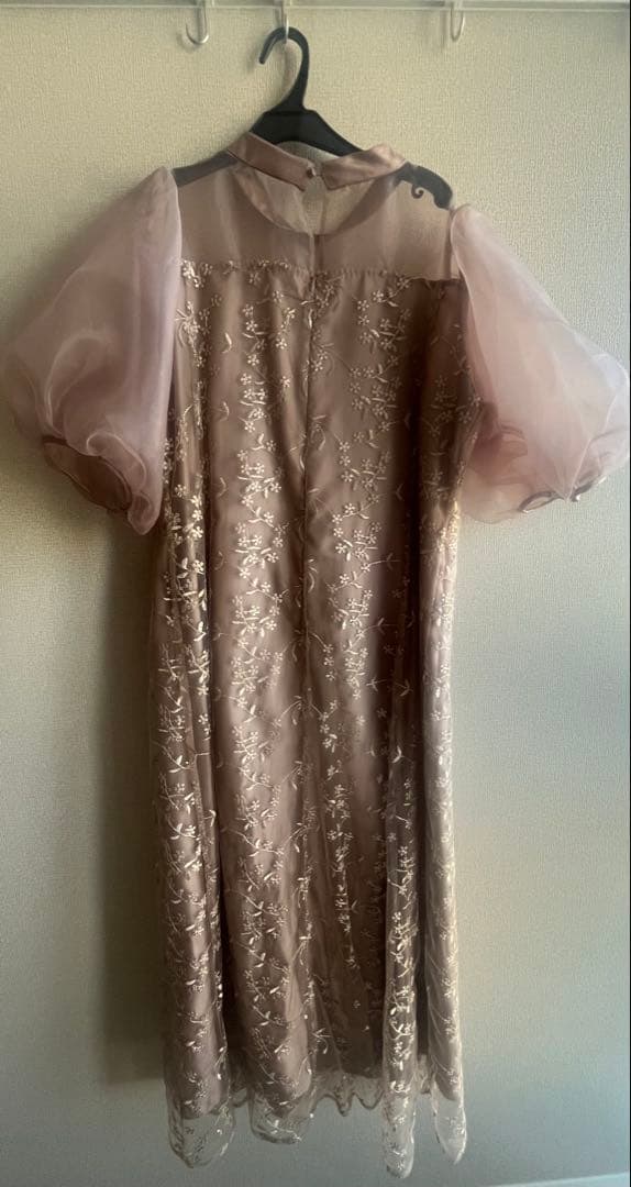 オーガンジーパフスリーブデザイン刺繍ロング丈ワンピースドレス【3Lサイズ】 オーガンジーパフスリーブデザイン刺繍ロング丈ワンピースドレス【3Lサイズ】