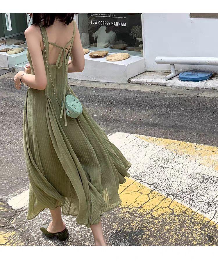 シンプルロングワンピース✨夏のお出かけコーデに
