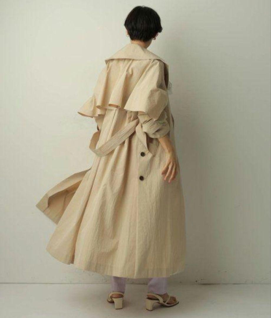 CADUNE　バックフリルコート　ベージュ　38(Ｍ)　¥47300→