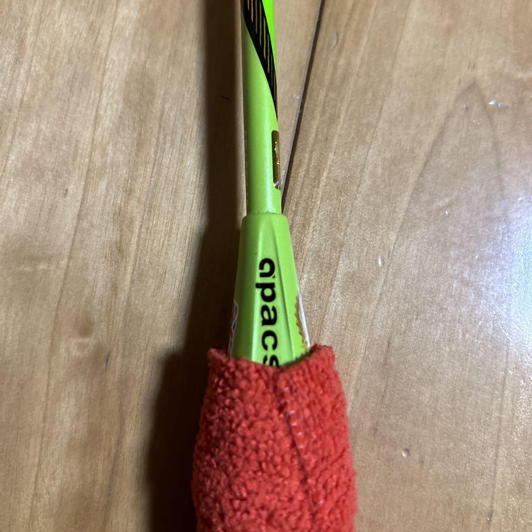 apacsバドミントンラケット(美品　正規品)