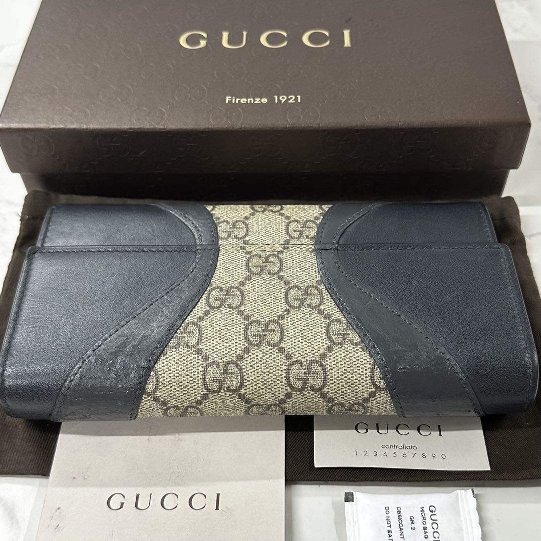 グッチ GUCCI 財布 二つ折り 折り財布 GGスプリーム レディース