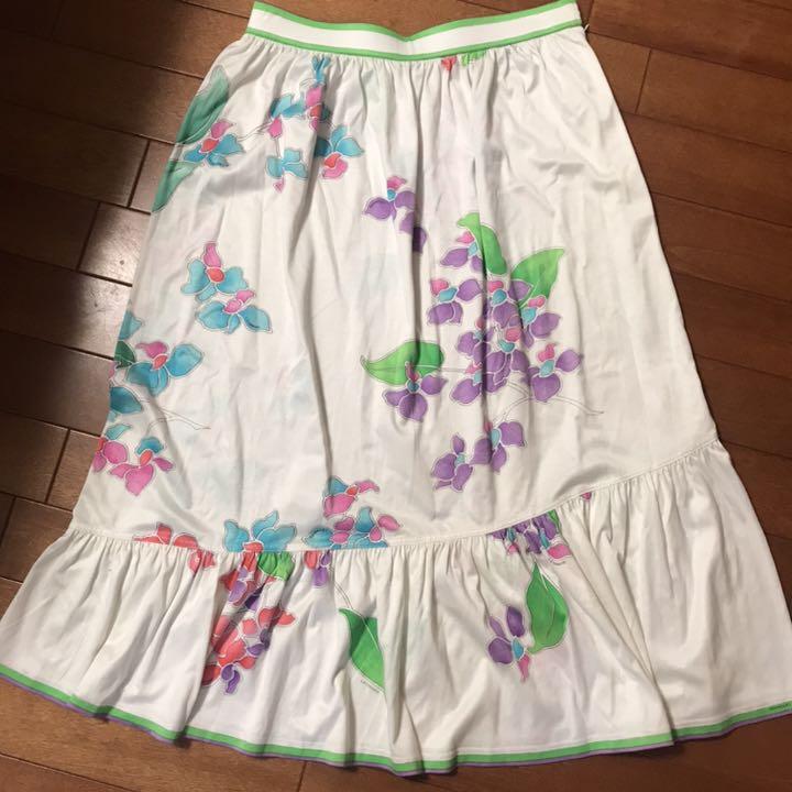 レオナールロングスカート