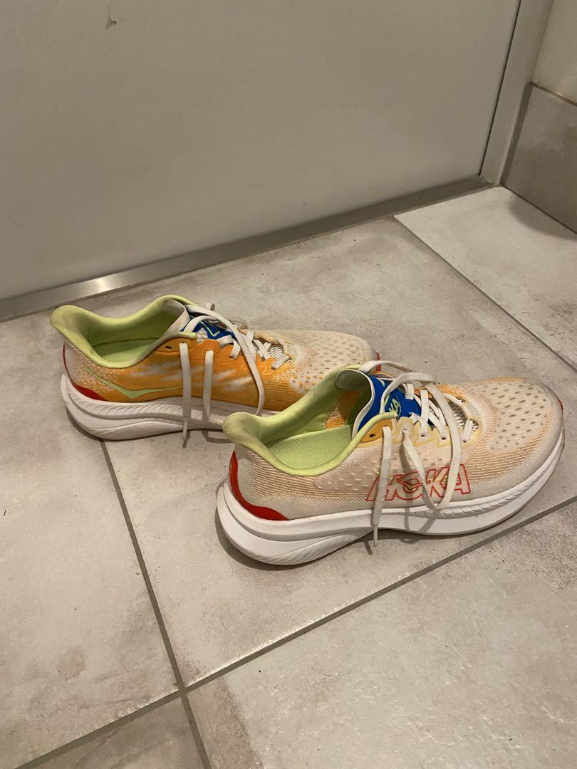 HOKA マッハ6 ランニングシューズ ホワイト/オレンジ/イエロー