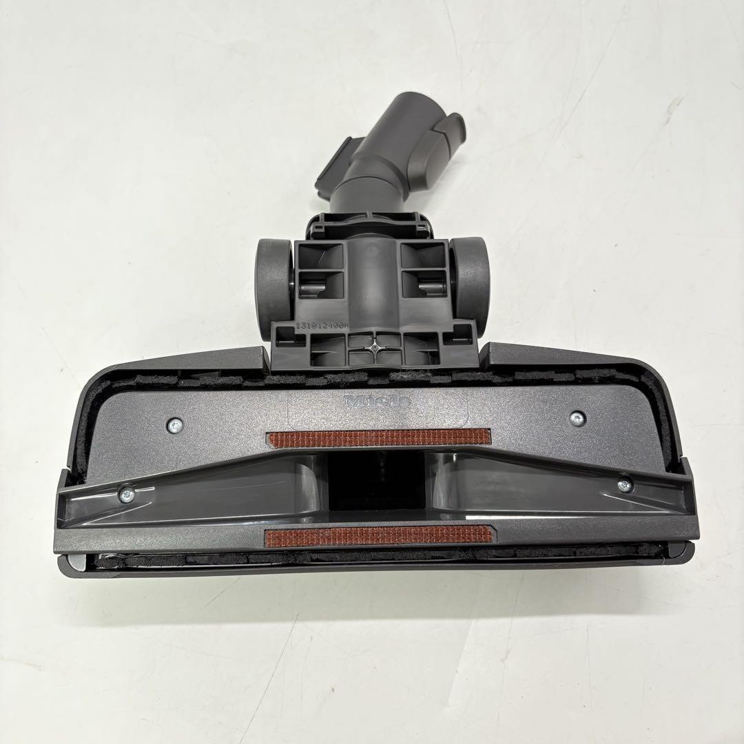 【美品・付属品完備】Miele 掃除機 C2 Cat & Dog SDBO4