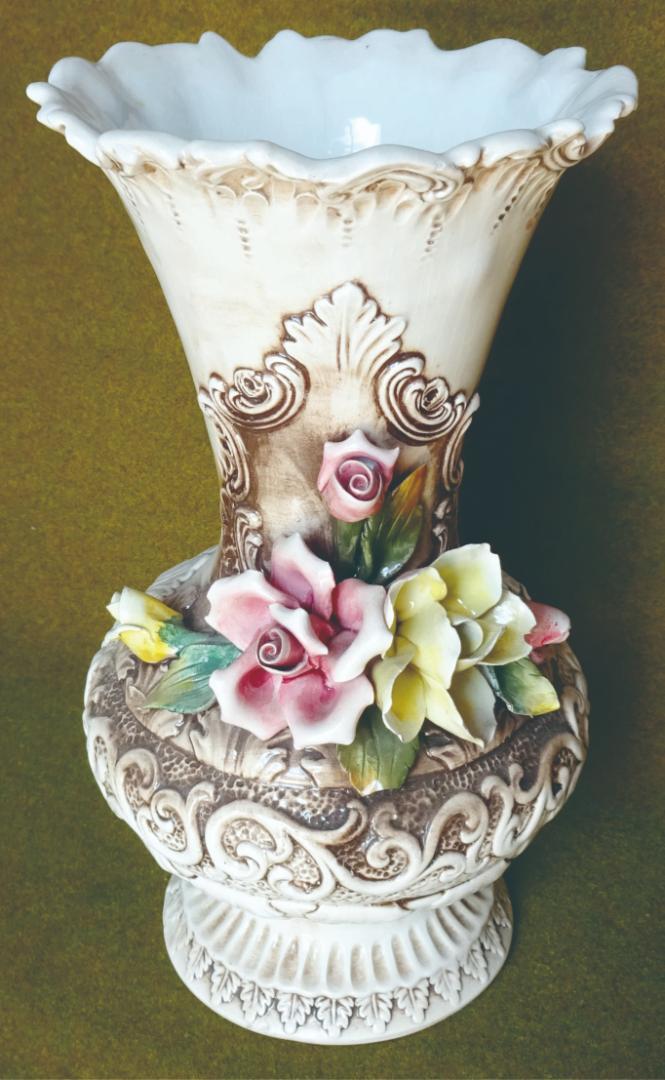 bassano italy T.M.C. バッサーノ イタリア 花瓶 中古 薔薇