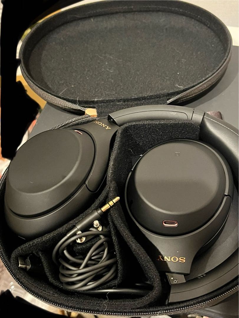 Sony WH-1000XM4 ブラック