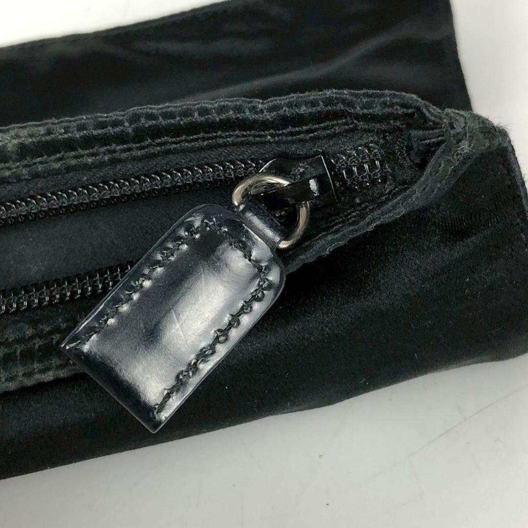 PRADA プラダ ナイロン ロゴプレート ポーチ ブラック ブランド
