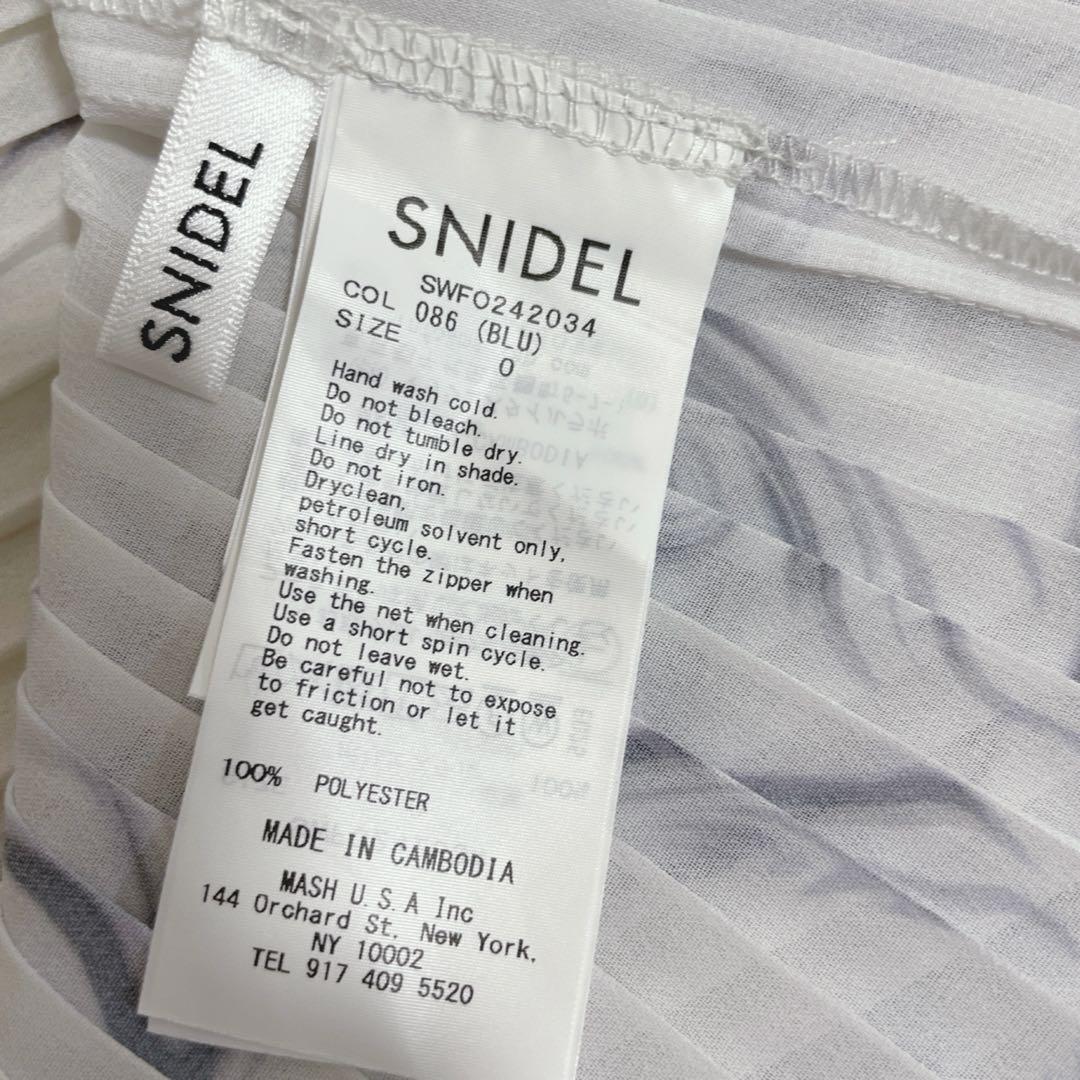 SNIDEL sustainableプリントプリーツワンピース