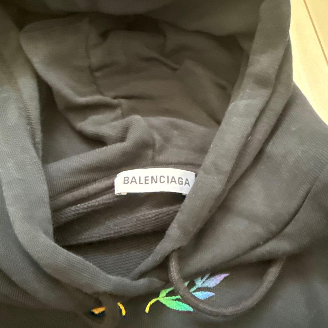 最終値下げBALENCIAGA ブラック パーカー XS