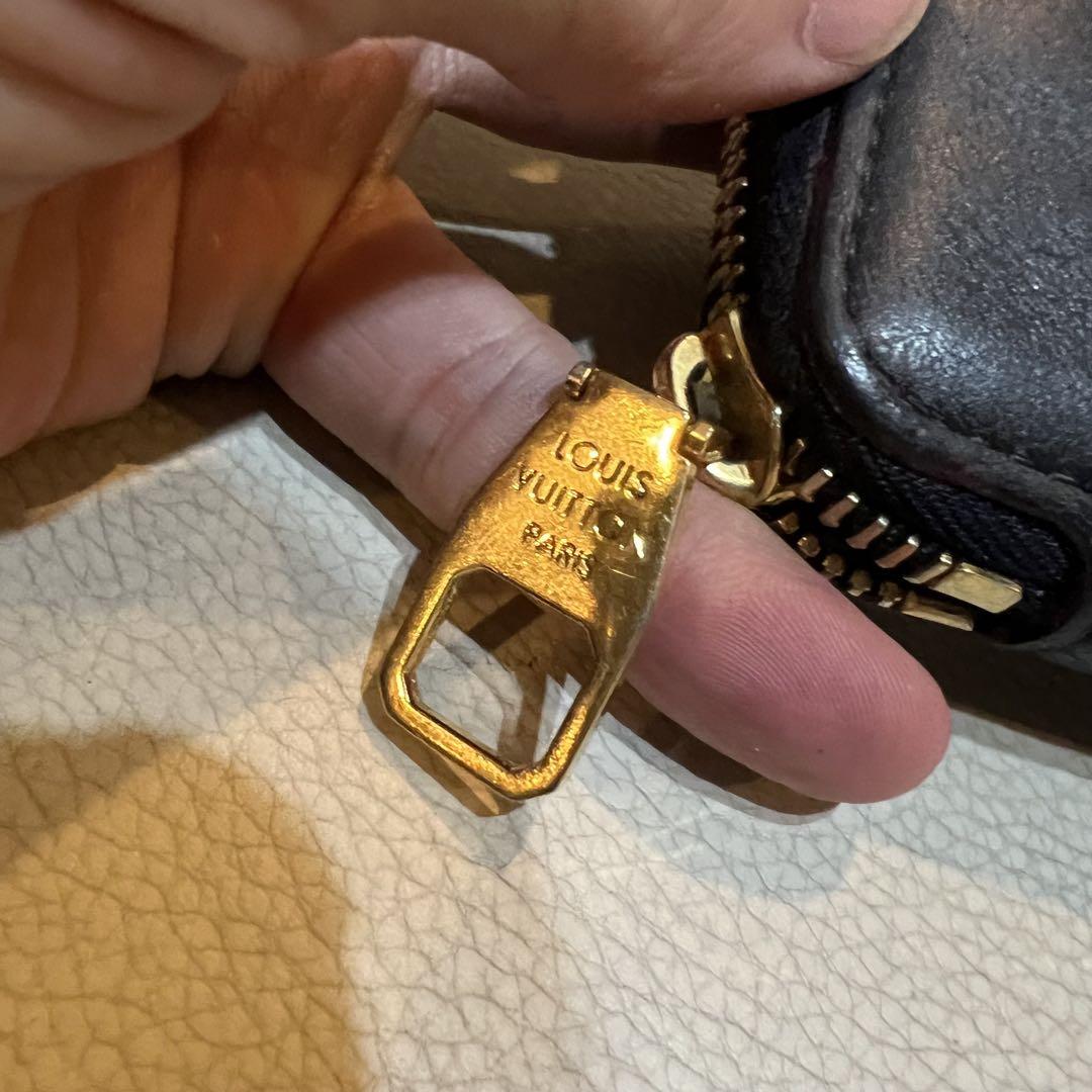 bタ　LOUIS VUITTON ジッピー・ウォレット_モノグラム・アンプラント