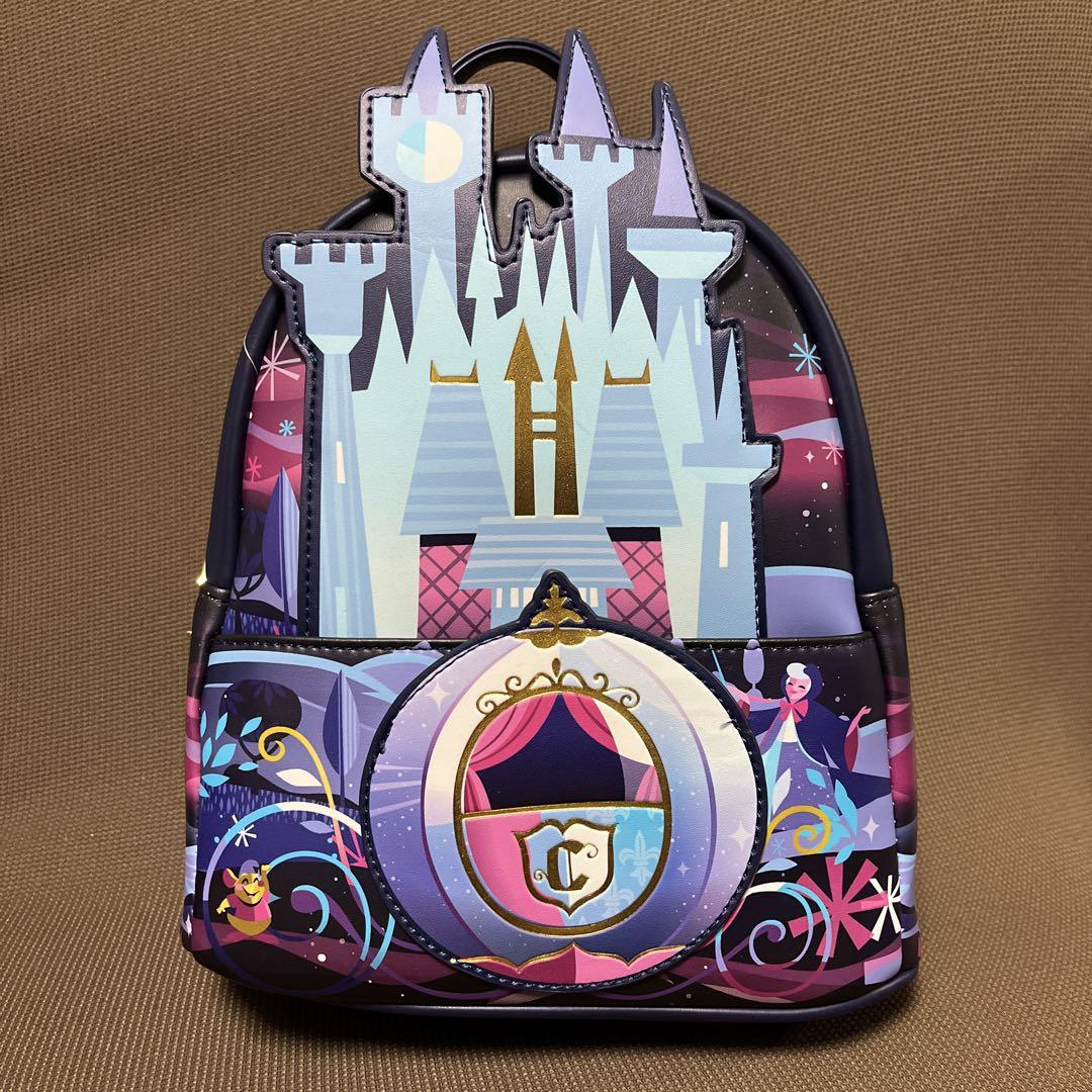ラウンジフライ シンデレラ リュック 新品 Loungefly