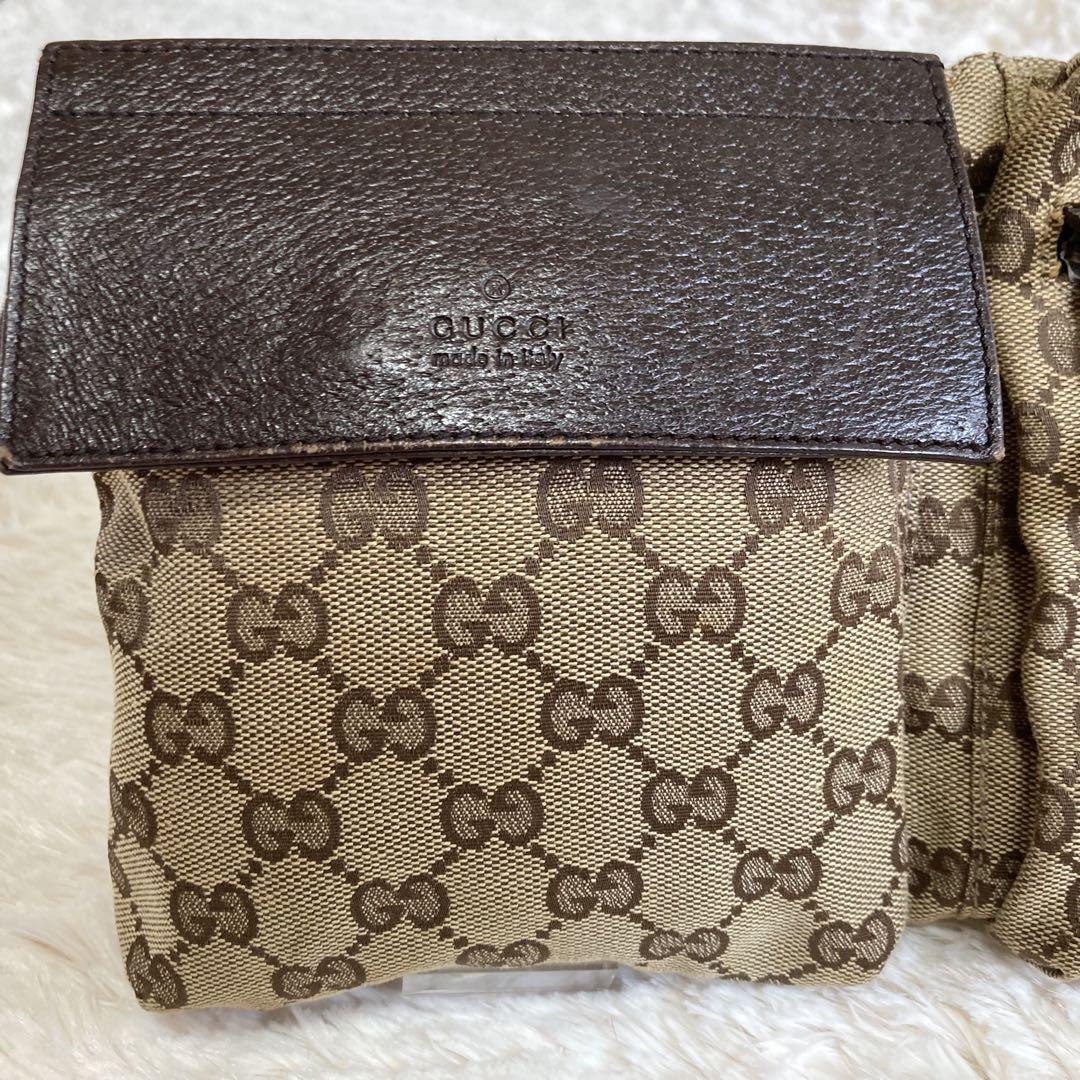 【人気品】GUCCI GGキャンバス ボディバッグ 斜め掛け ブラウン