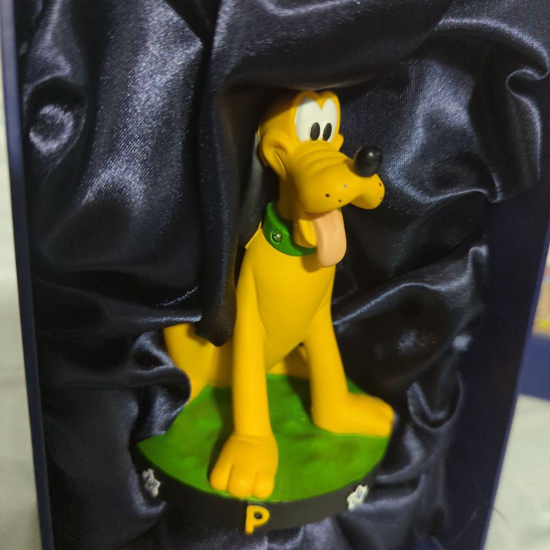 ディズニー　10000体限定 Park Pals Figureプルート