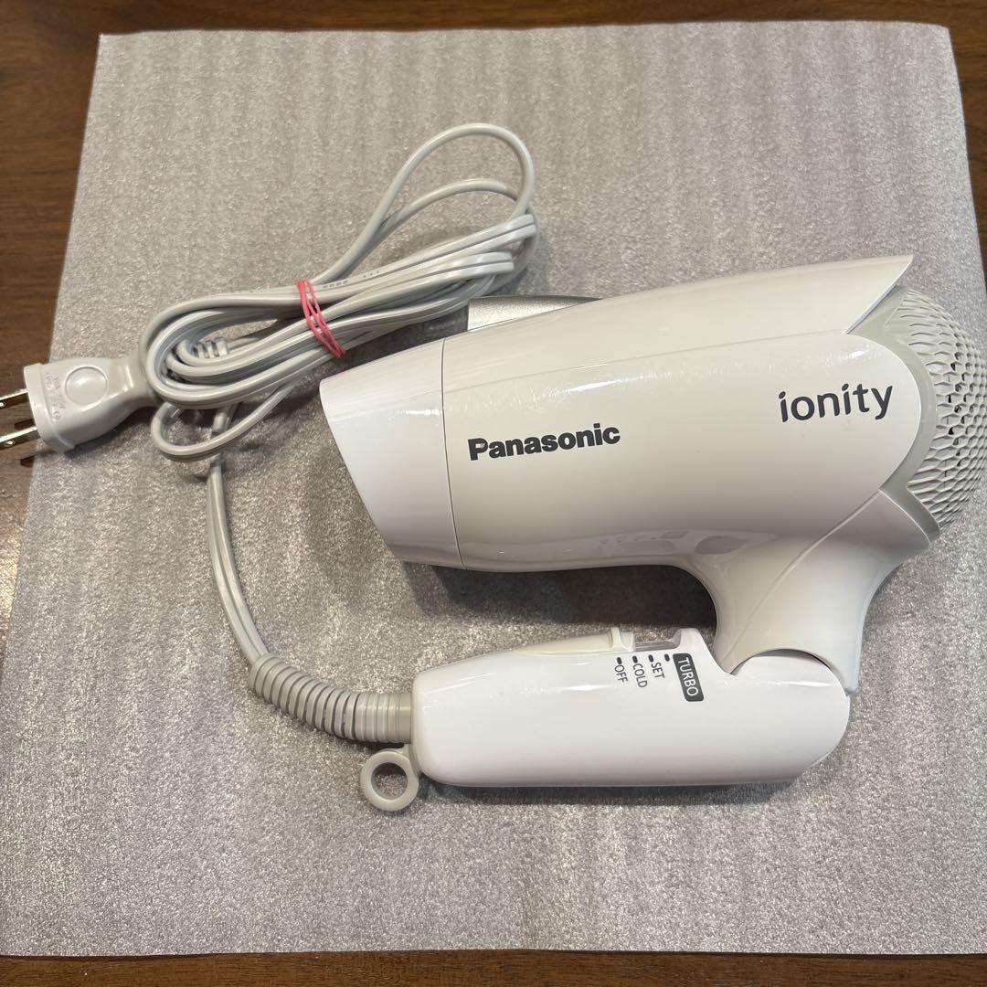 Panasonic ionity ヘアドライヤー 1200W 
EH-NE1H
