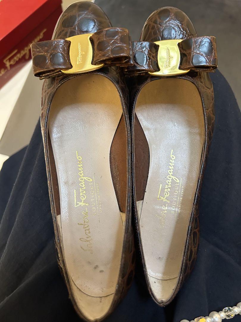 Salvatore Ferragamo バレエフラットシューズ 5,699円