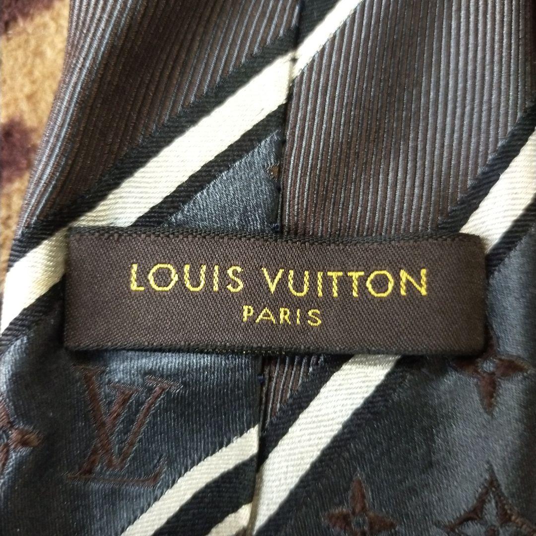 Louis Vuitton グレー ストライプ ネクタイ
