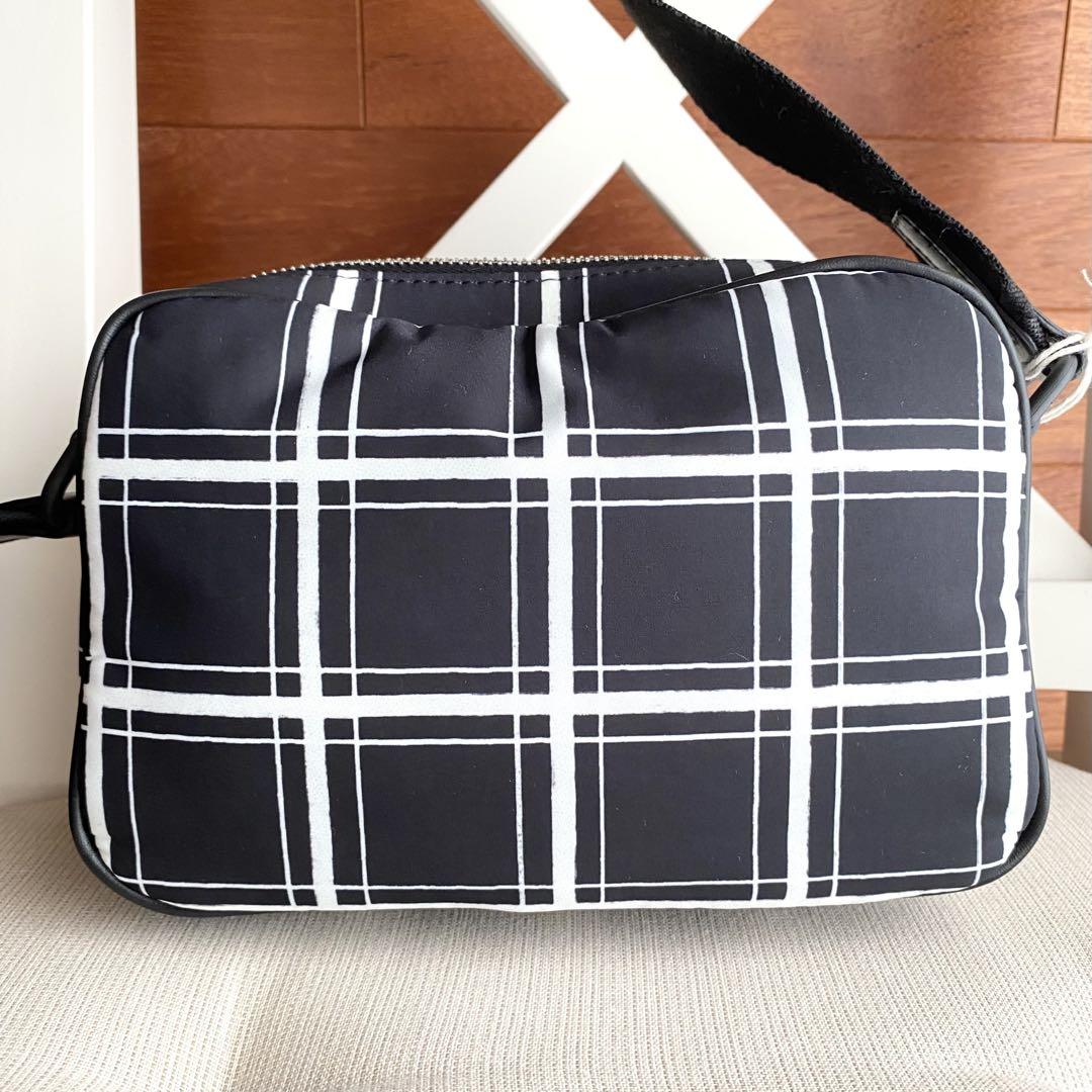 【MARNI】マルニ ブラックチェック ナイロンパフ カメラバッグ ショルダー MARNI】マルニ ブラックチェック ナイロンパフ カメラバッグ