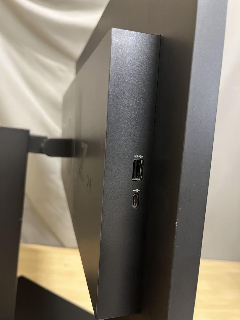 HP Z24n G2 24インチモニター　PS4対応　回転機能　高さ調節