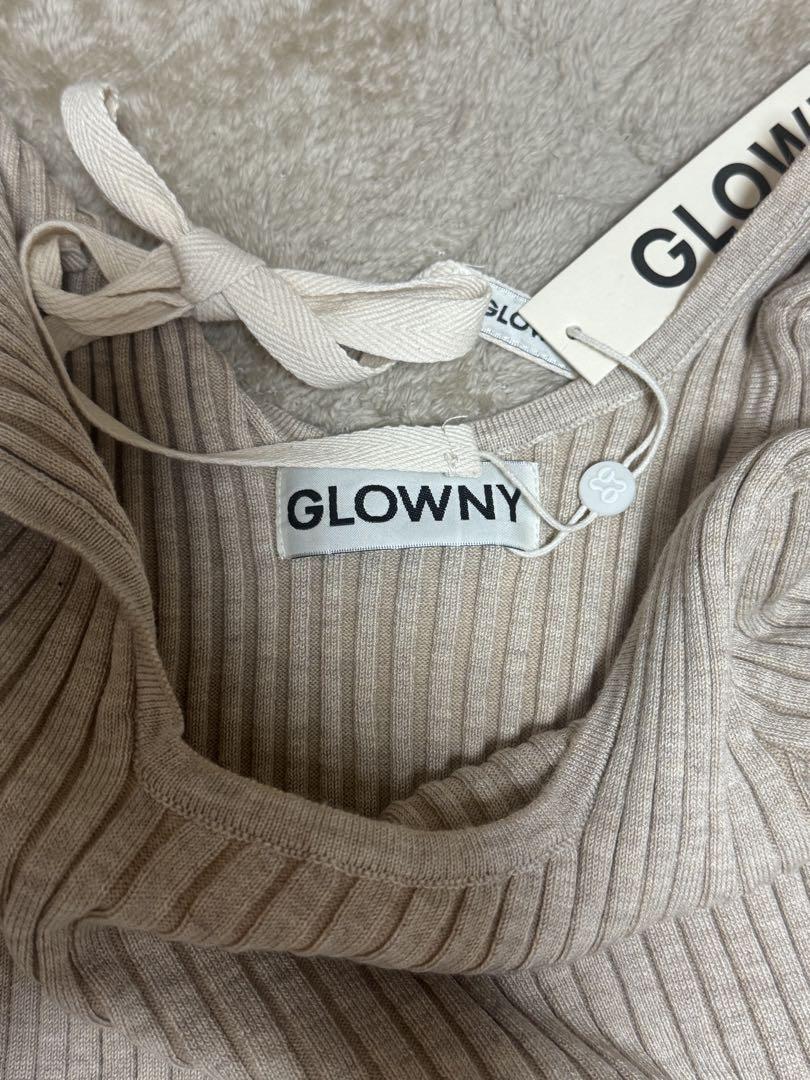 GLOWNY グロウニーアシンメトリー ニット オートミール