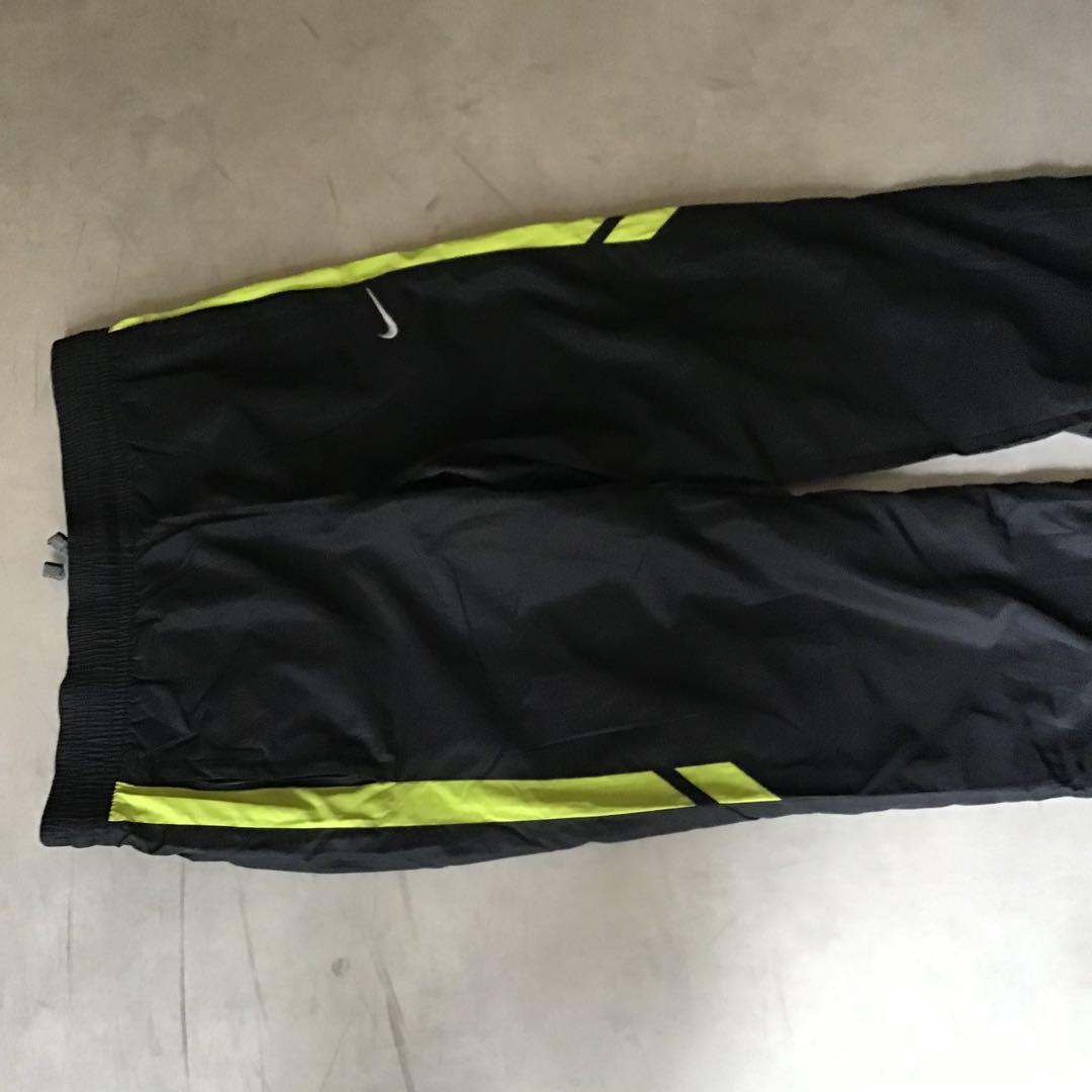 NIKE ナイキ　セットアップ　ジャージ　ナイロンジャケット　ブラック　黄緑