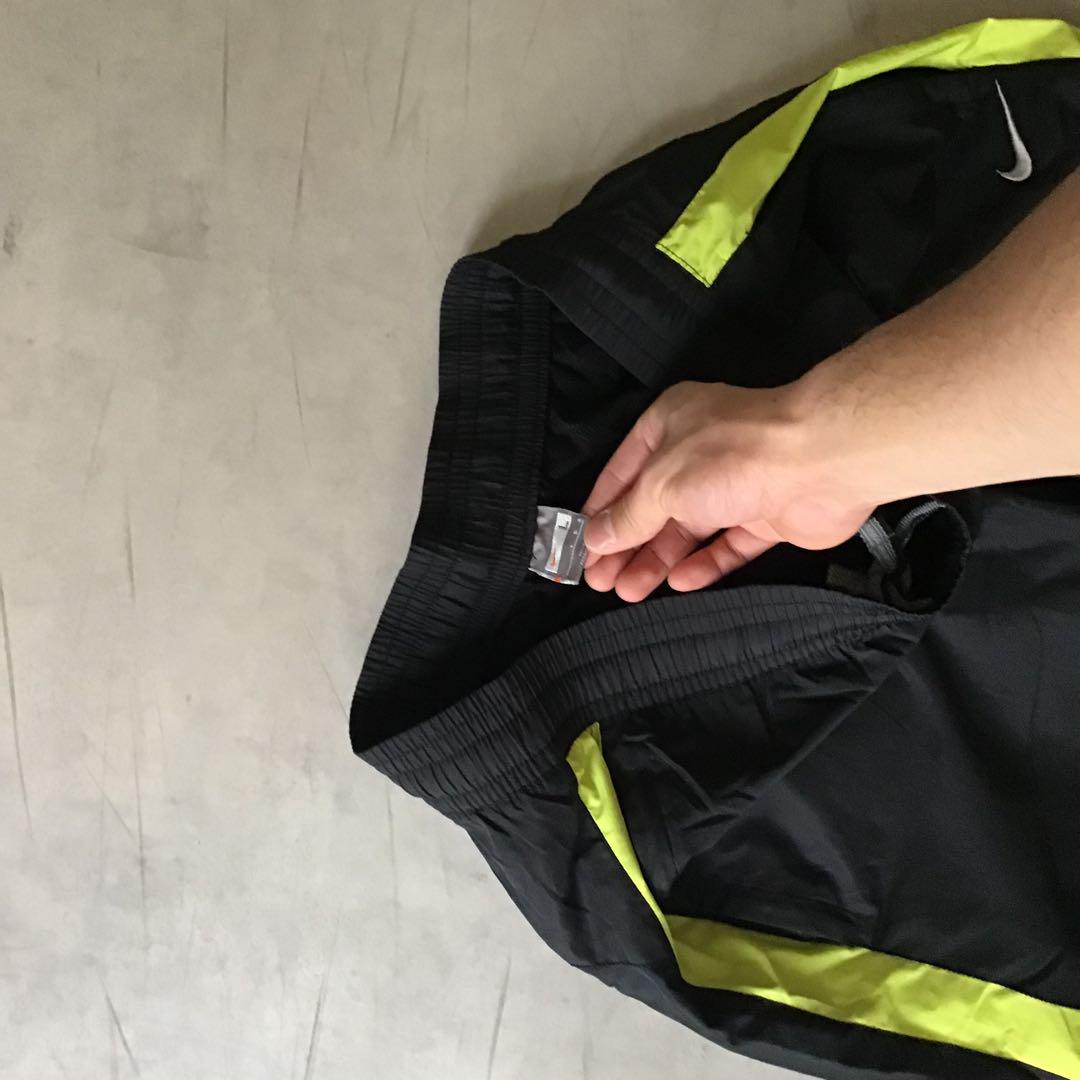 NIKE ナイキ　セットアップ　ジャージ　ナイロンジャケット　ブラック　黄緑