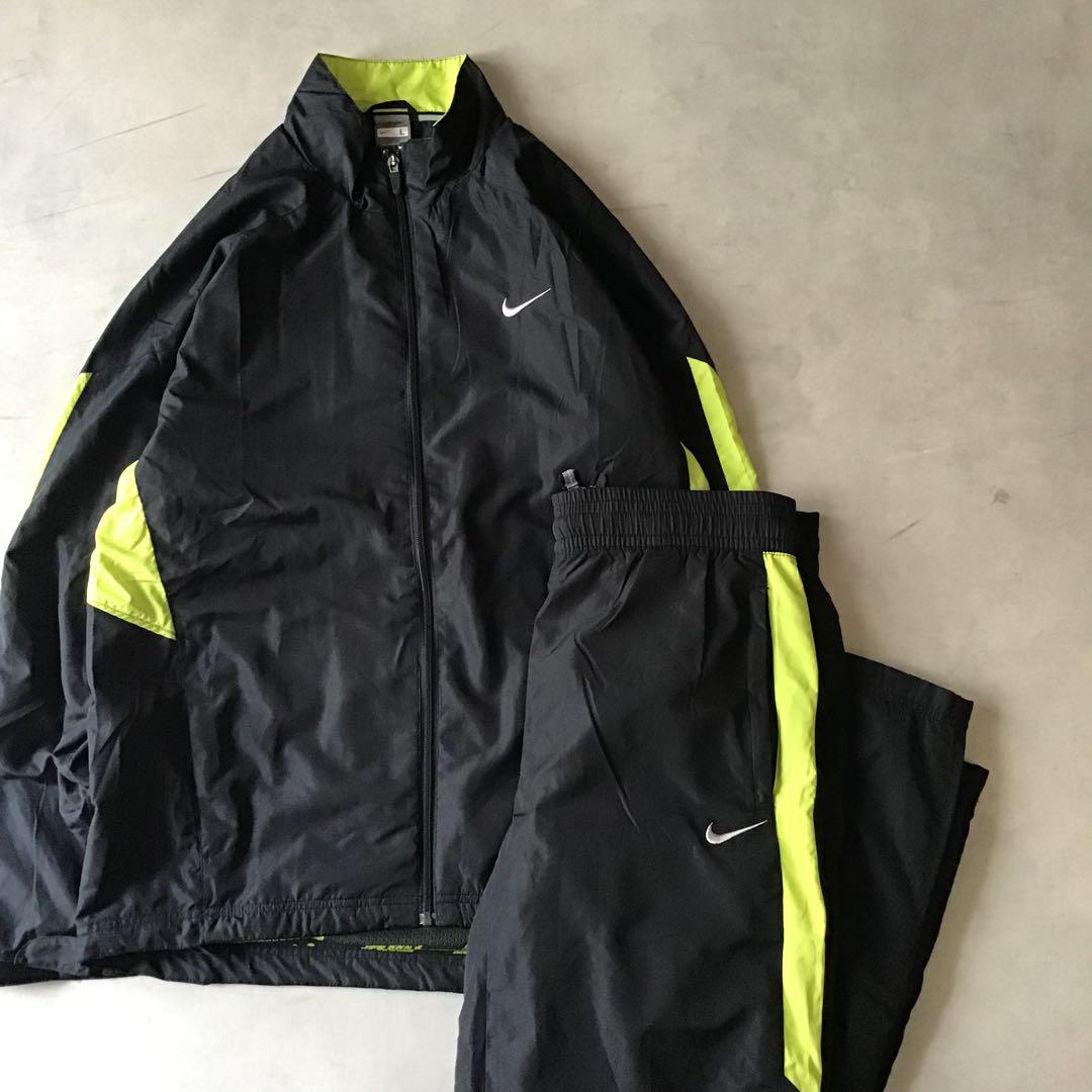 NIKE ナイキ　セットアップ　ジャージ　ナイロンジャケット　ブラック　黄緑