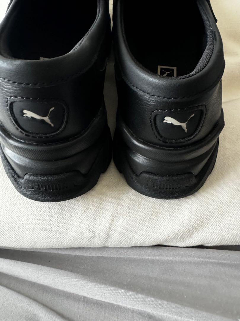 a*u様 PUMA ブラック スリッポン ローファー 超人気の雑貨店 24cm ウィメンズ LOAFYR ローファー puma