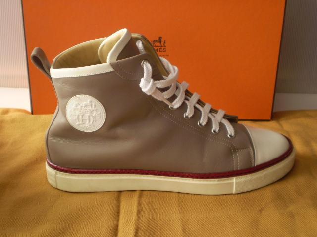 い出のひと時に、とびきりのおしゃれを！ ハイカットスニーカー。 エルメス HERMES サイズ：41 (27位 1/2. 靴