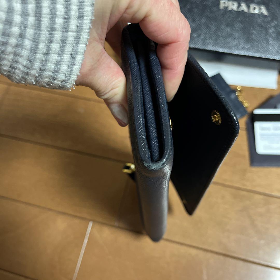 PRADA サフィアーノ長財布