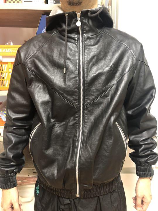激レア　nike ウインドランナー　レザー