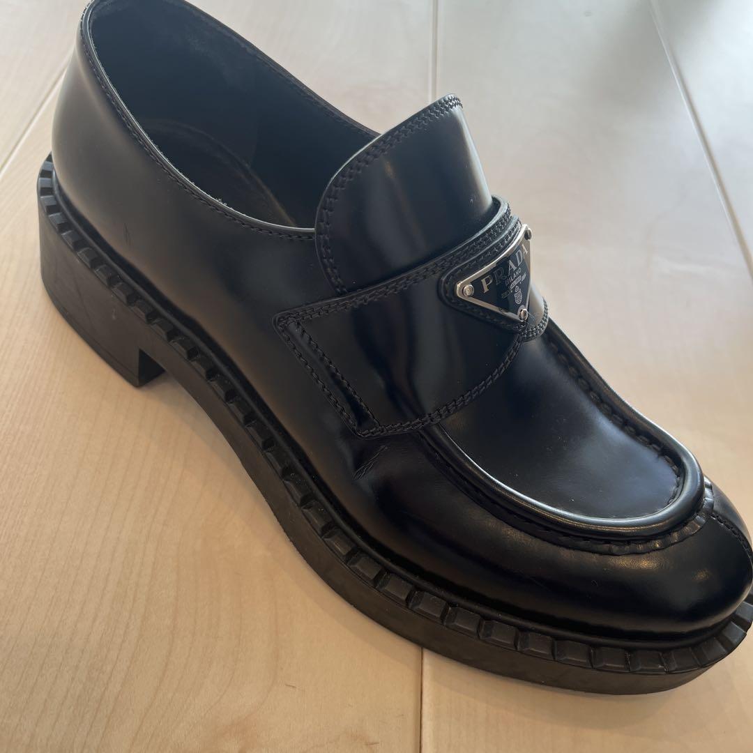 【PRADA】ブラッシュド レザー ローファー　36.5