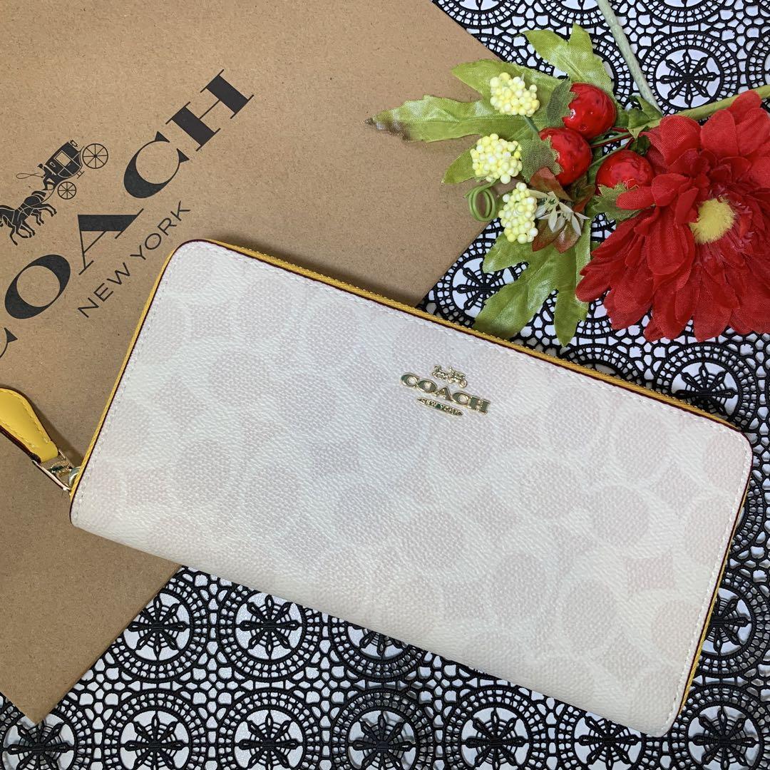 COACH コーチ シグネチャー ホワイト イエロー