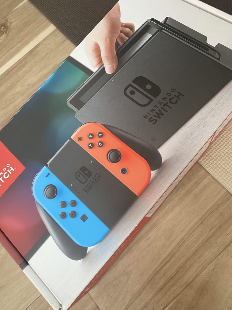 Nintendo Switch ニンテンドースイッチ本体　ネオン