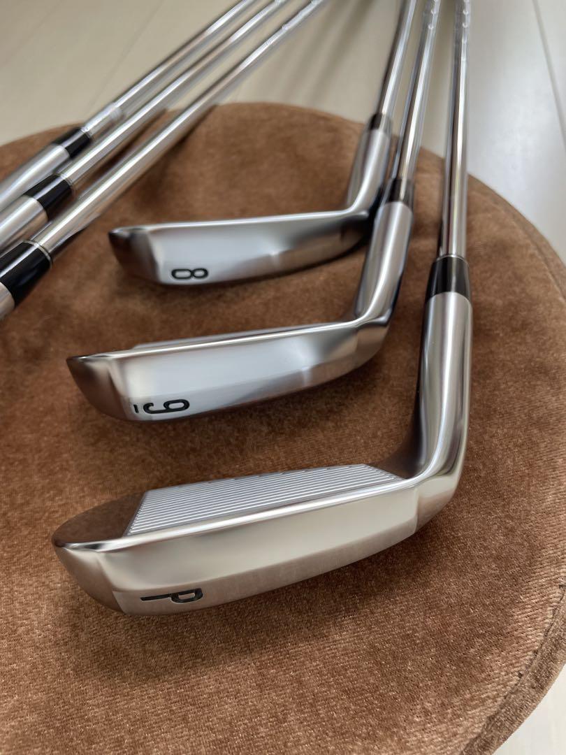 〈超美品〉スリクソン　ZXi5（ 5-PW） DG95 s200　アイアン