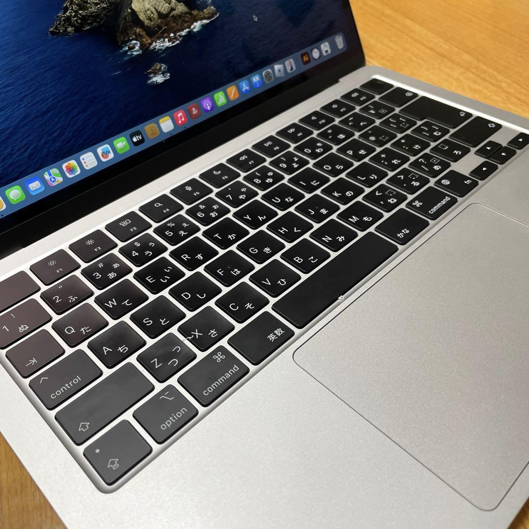 MacBook本体 MacBook Air M2 13.6 8GB/256GB