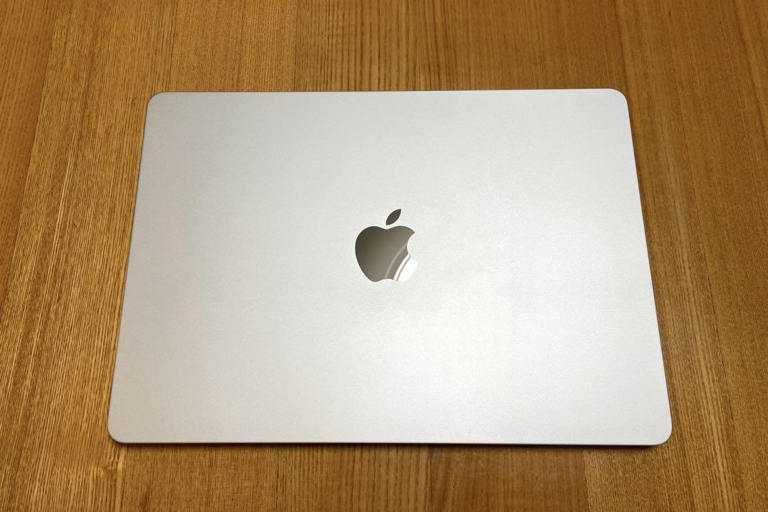 MacBook本体 MacBook Air M2 13.6 8GB/256GB