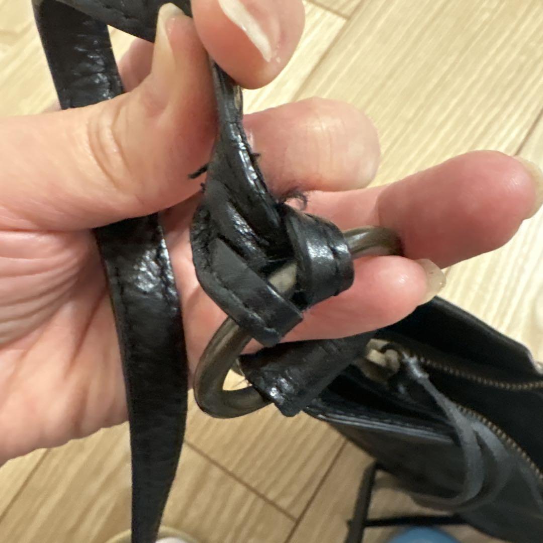 USED】BALENCIAGA Classic Hip黒ショルダーバッグ - メルカリ