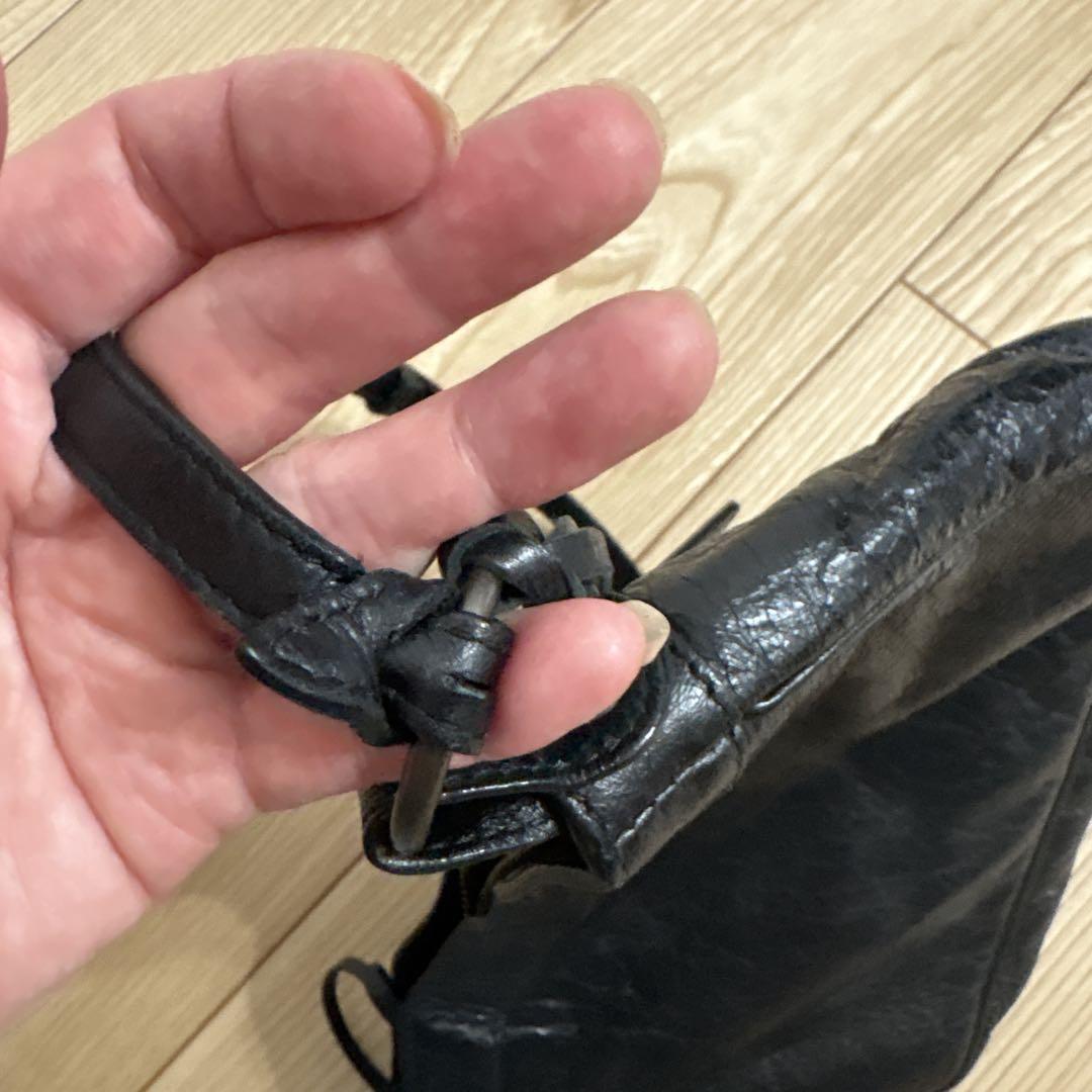 USED】BALENCIAGA Classic Hip黒ショルダーバッグ - メルカリ