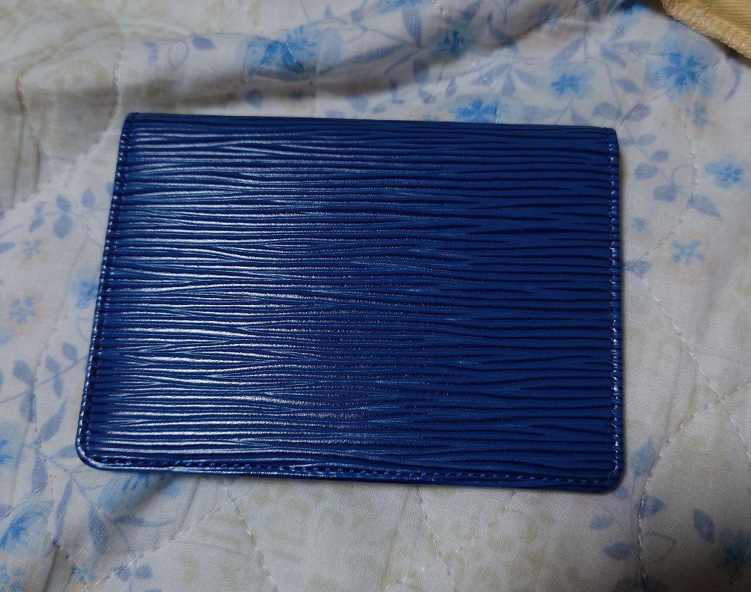 LOUIS VUITTON　エピ 青 カードケース