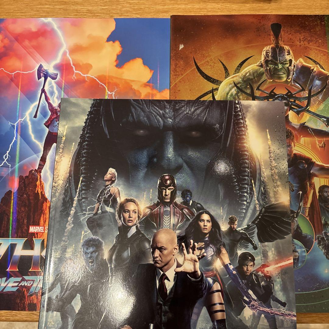 MARVEL 映画 パンフレット14冊セット+MARVEL展 公式パンフレット MARVEL 映画 パンフレット14冊セット+MARVEL展 公式パンフレット