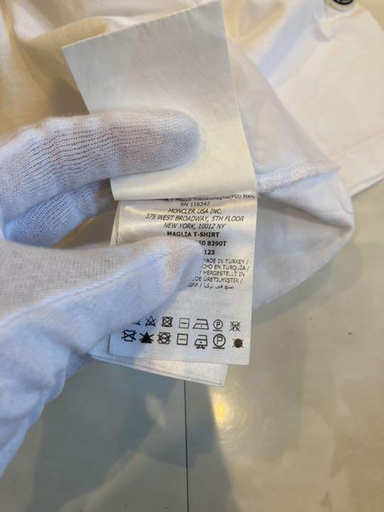 超激安即納 美品 ホワイト サイズL MONCLER raX4v-m68945562165 モンクレール 刺繍ロゴ入りTシャツ 超激得特価