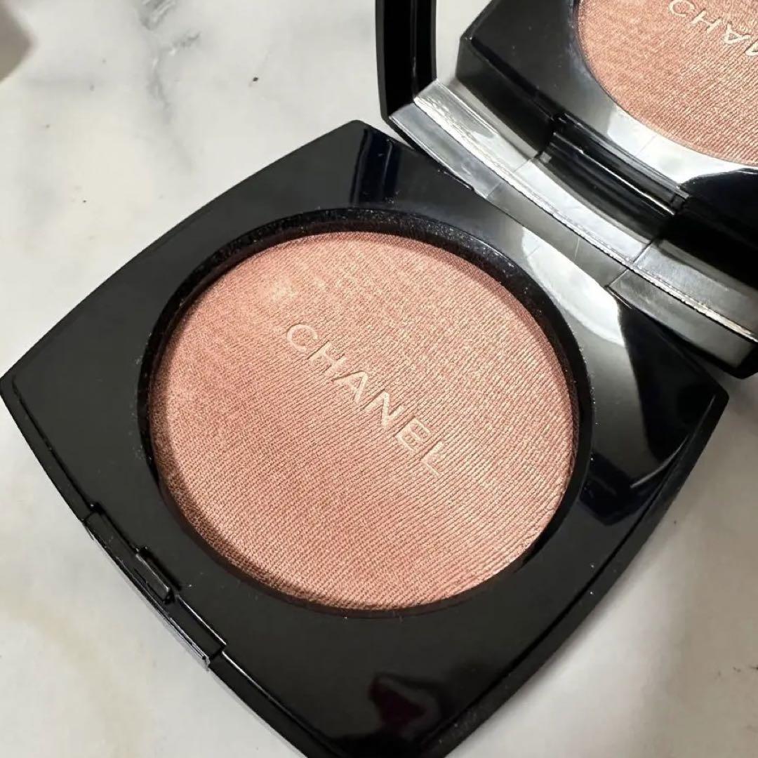 CHANEL シャネル プードゥル ルミエール
