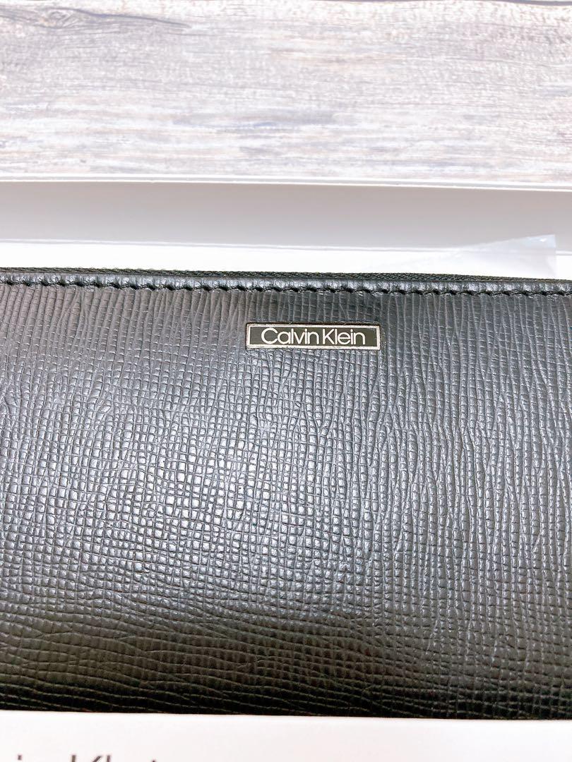 Calvin Klein ZIP AROUND WALLET　カルバンクライン