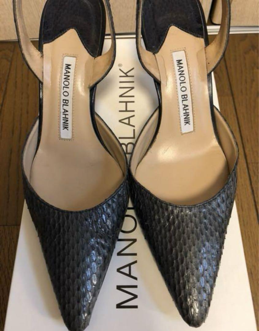 MANOLO BLAHNIKマノロブラニクCAROLYNE ネイビーused美品