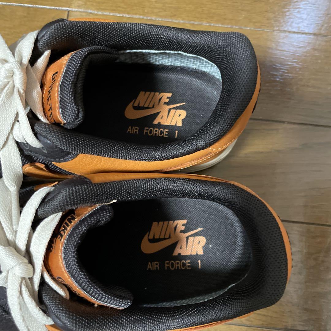 NIKE AirForce1 GORE-TEX オレンジ ブラック スニーカー
