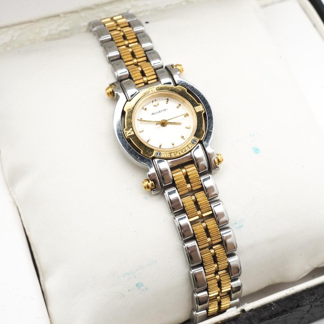 腕時計(アナログ) 《一点物》Accutron BULOVA 腕時計 ゴールド ドレス 新作特価セール スクエア グッチ GUCCI ≪値下げ≫ デイト レザー シルバー 7700L 腕時計(アナログ)