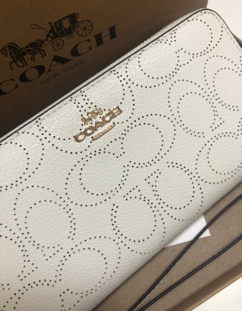 購入者決定 COACH 長財布 コーチ ラウンドファスナー ウォレット白ホワイト