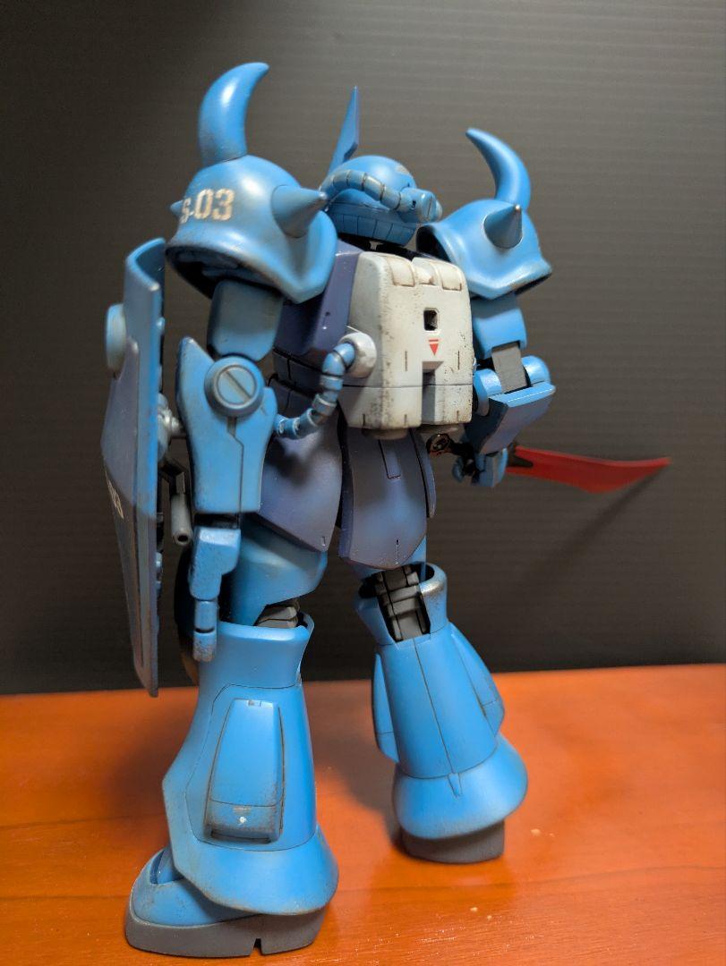 HGUC グフ 塗装済完成品 ガンダム