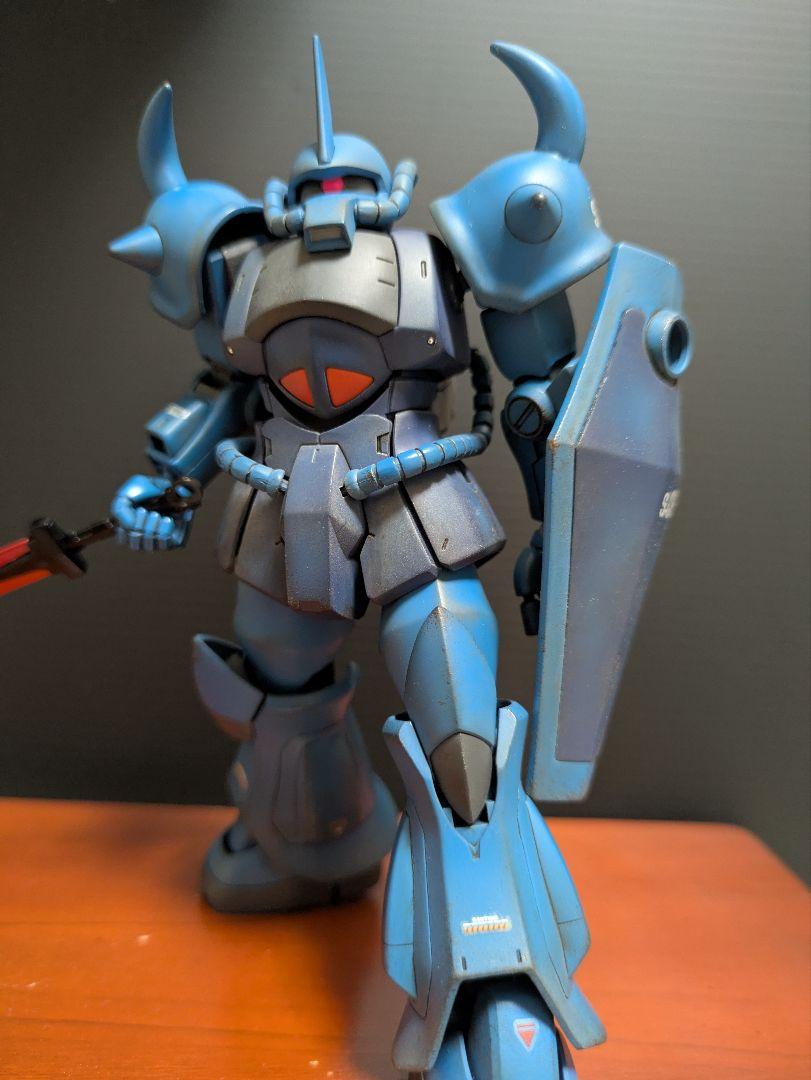 HGUC グフ 塗装済完成品 ガンダム